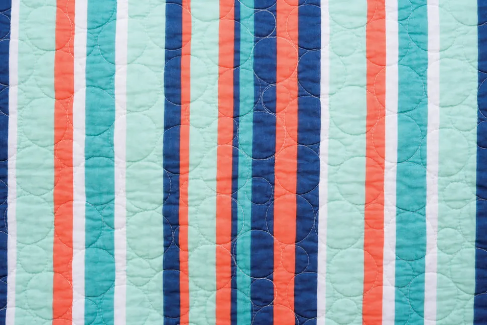 bimini_island_quilted_tab_7.webp Bimini Island Quilted Table Linens