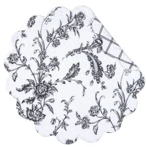 Bleighton Black Quilted Table Linens