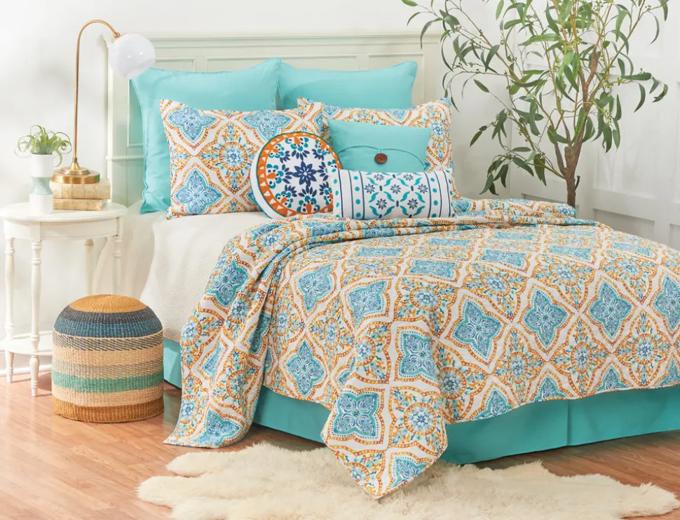 blue_medallion_pillow_2.webp Blue Medallion Pillow
