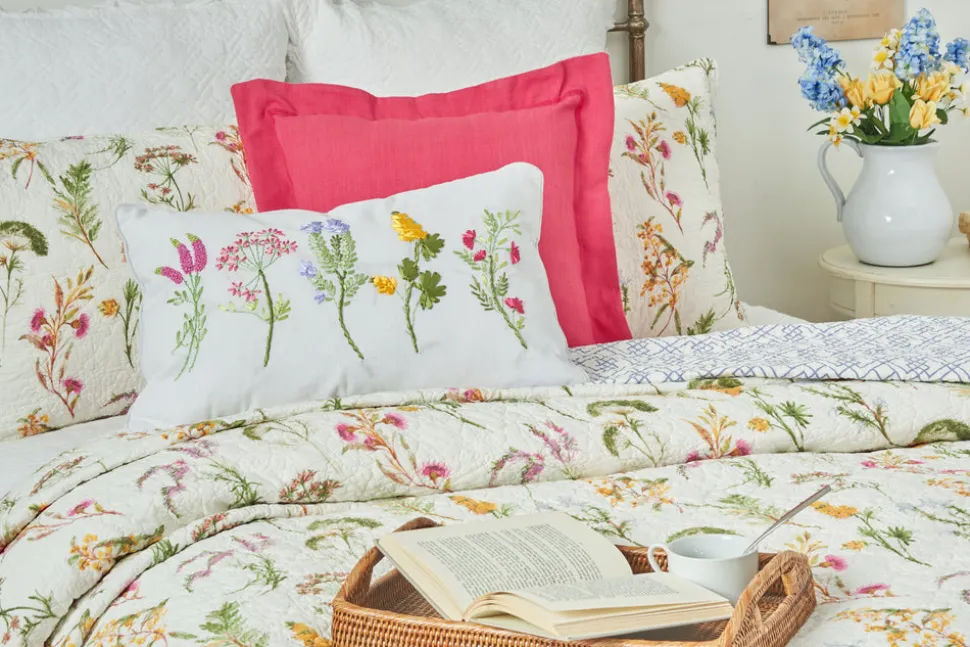 botanical_ribbon_decorati_1.webp Botanical Ribbon Decorative Pillow