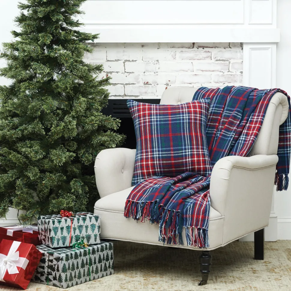 douglas_plaid_woven_throw_1.webp Douglas Plaid Woven Throw