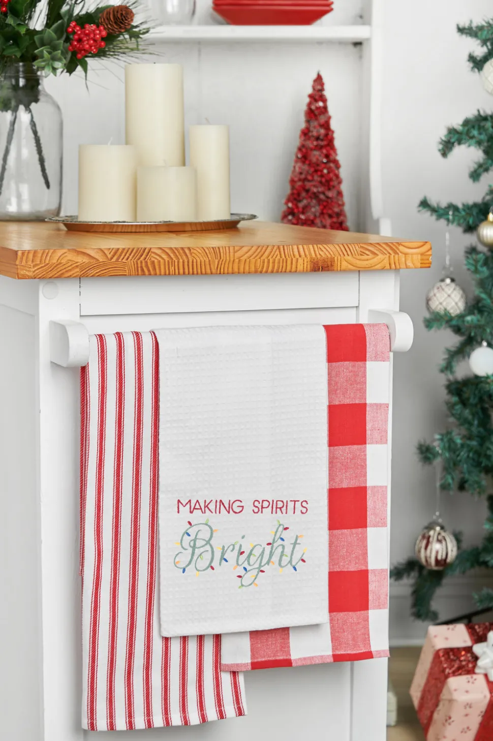 making_spirits_bright_kit_0.webp Making Spirits Bright Kitchen Towel