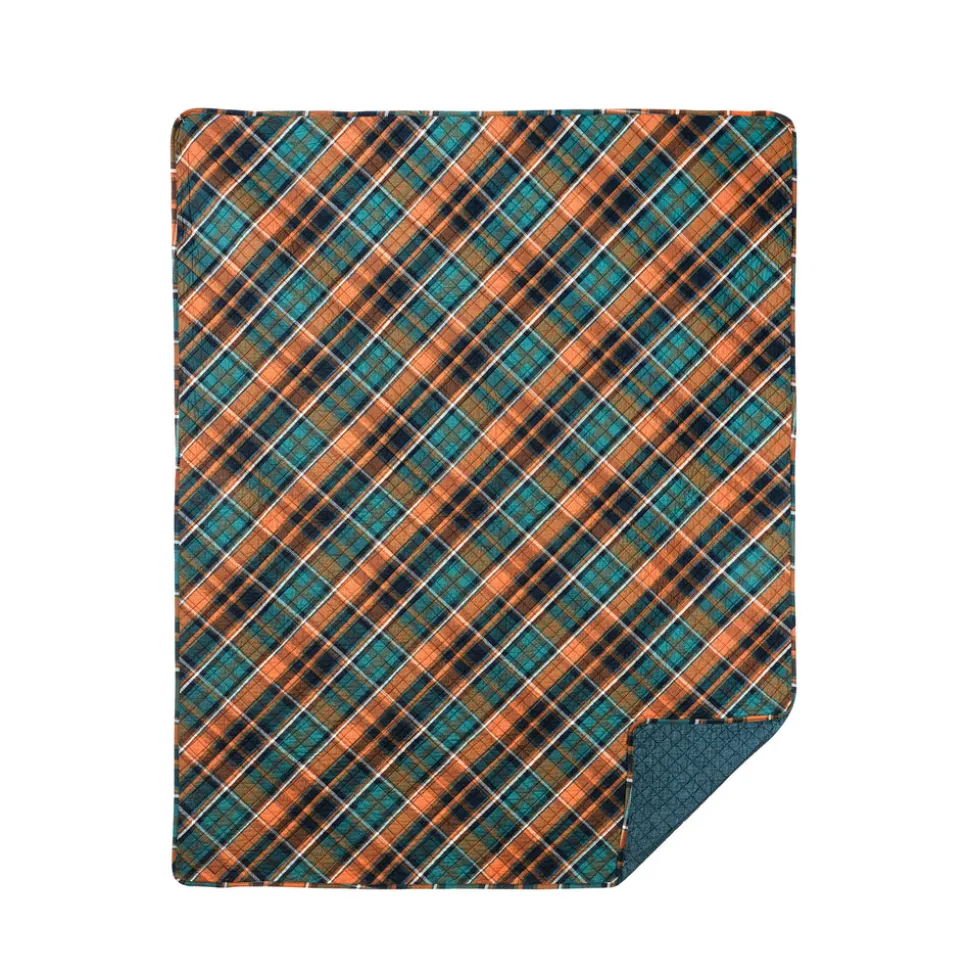troy_plaid_quilted_throw_0.webp Troy Plaid Quilted Throw