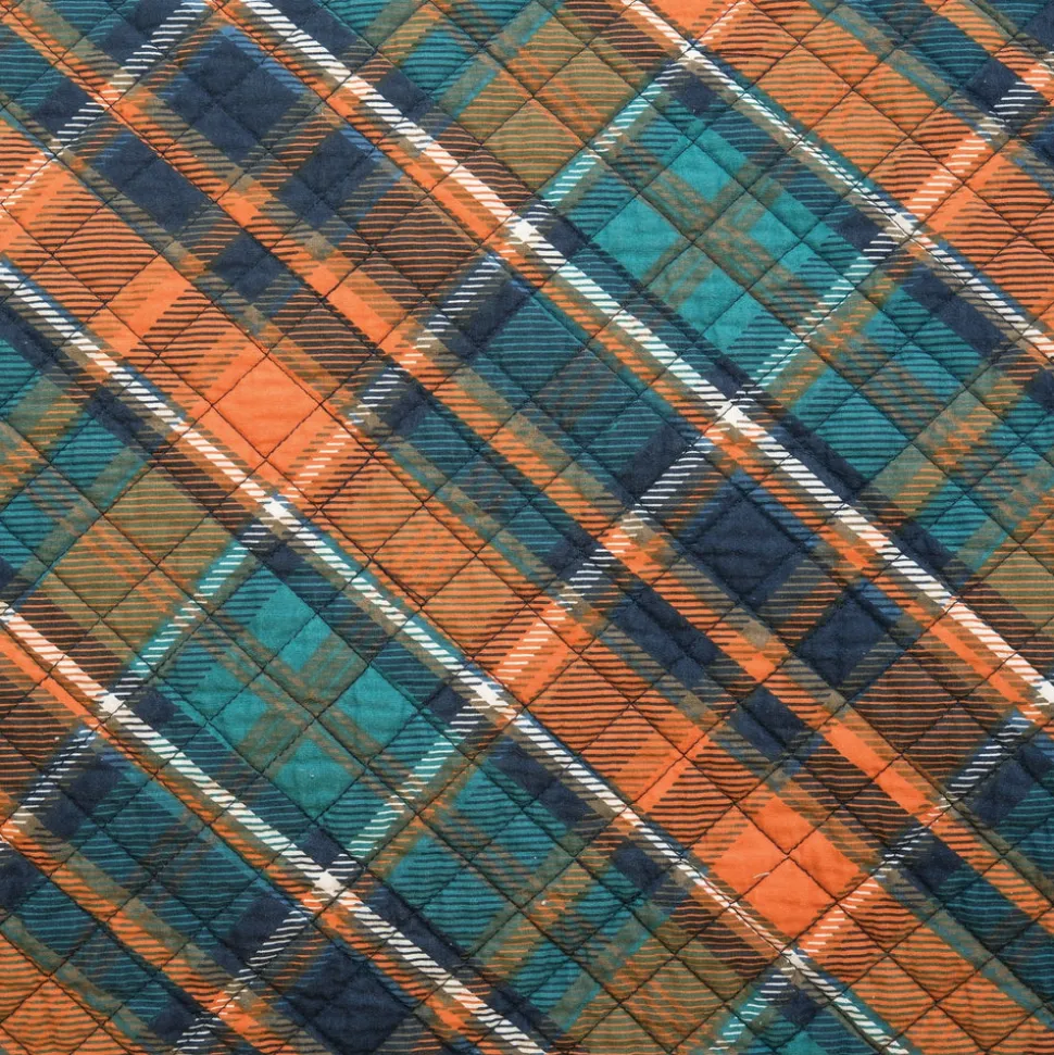 troy_plaid_quilted_throw_1.webp Troy Plaid Quilted Throw